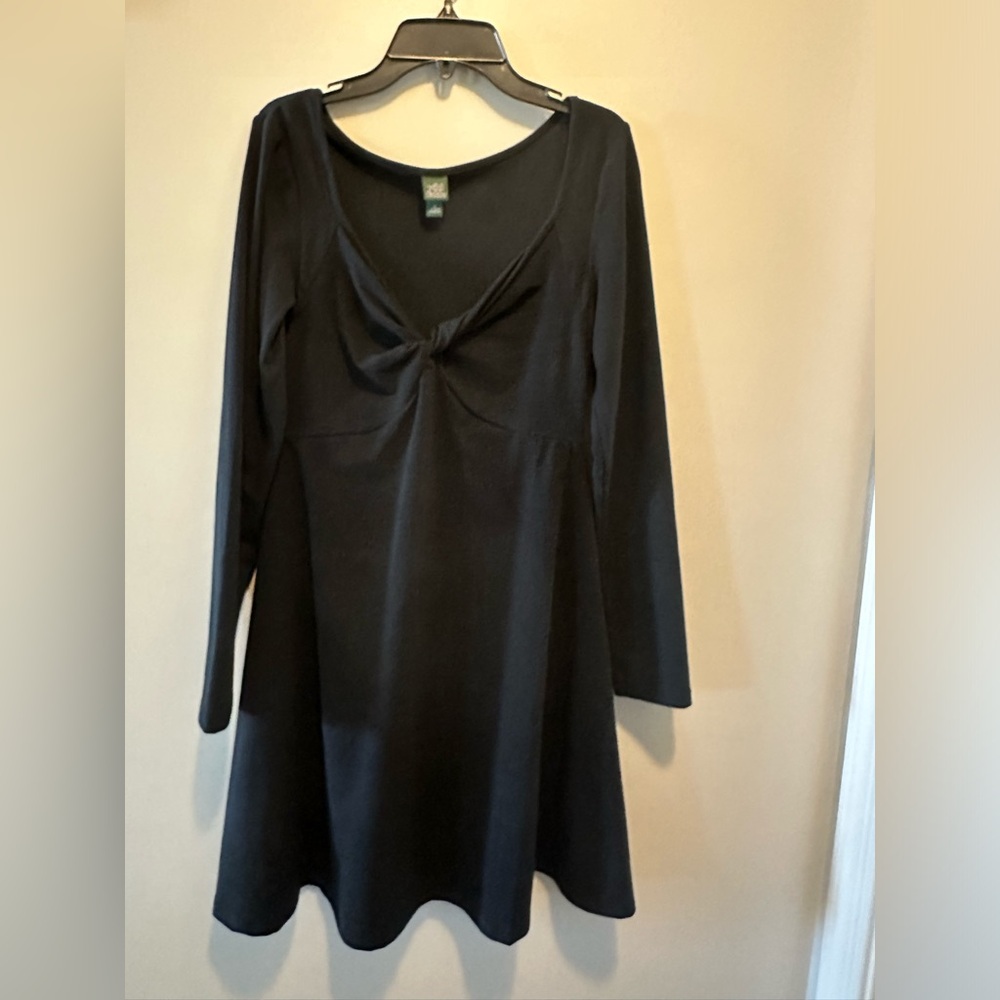 Tie knot long sleeve dress